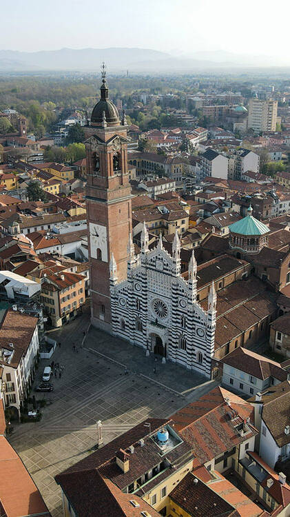 Città di Monza - Sede Gruppo Sesi concessionario Sebach